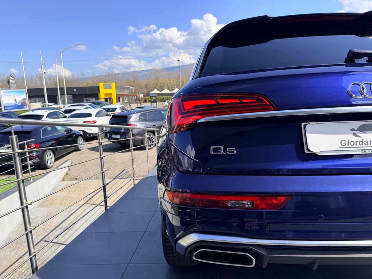 Audi Q5 40 TDI 204 CV quattro S tronic line in garanzia