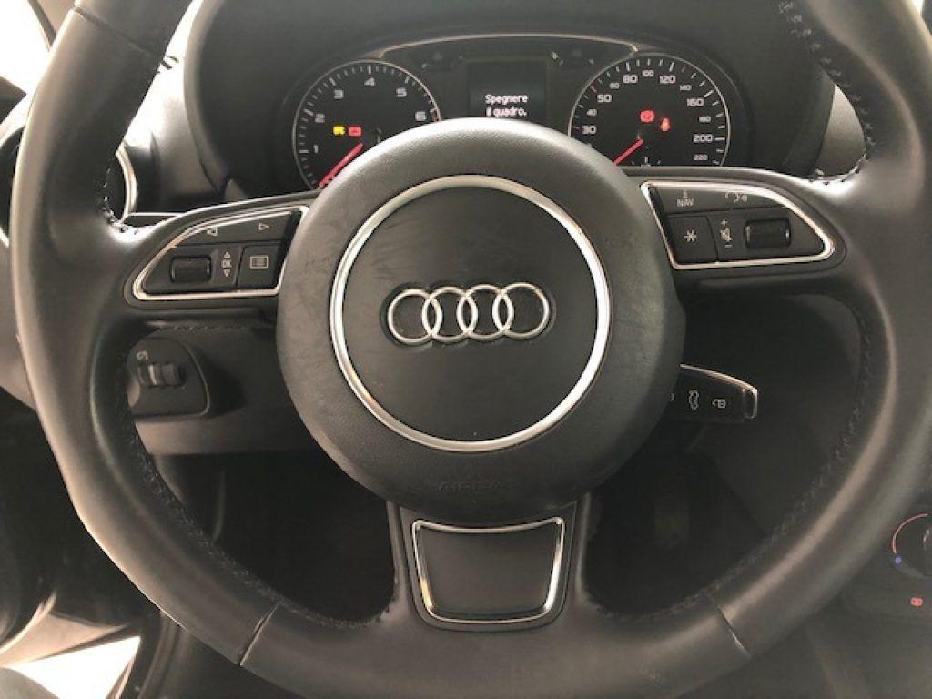 Audi A1 Sportback 1.2 TFSI S line edition plus