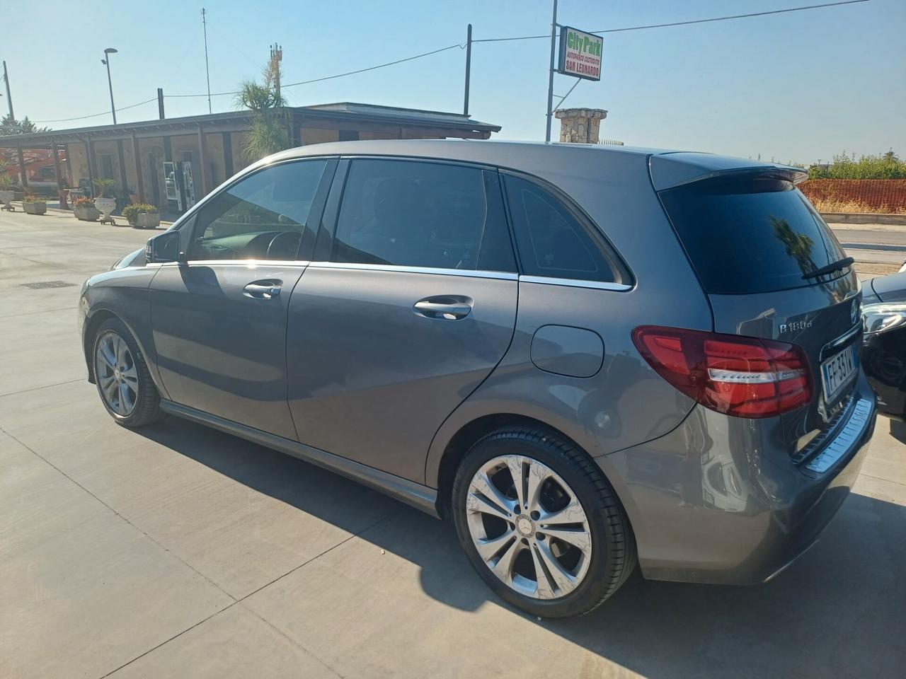 Mercedes-benz B 180 CDI BlueEFFICIENCY Premium