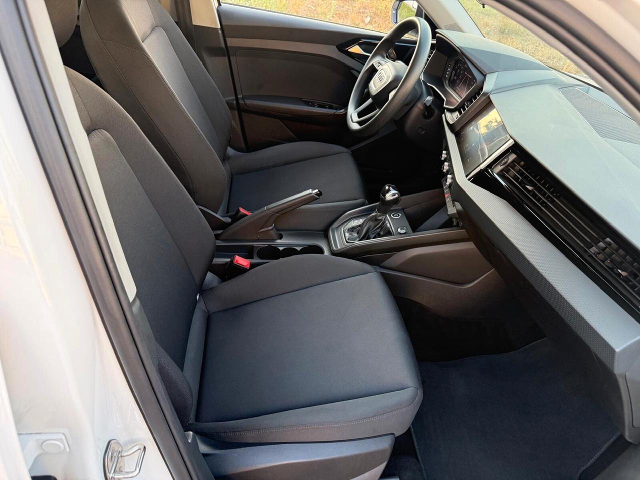 Audi A1 SPB 30 TFSI S tronic line edition