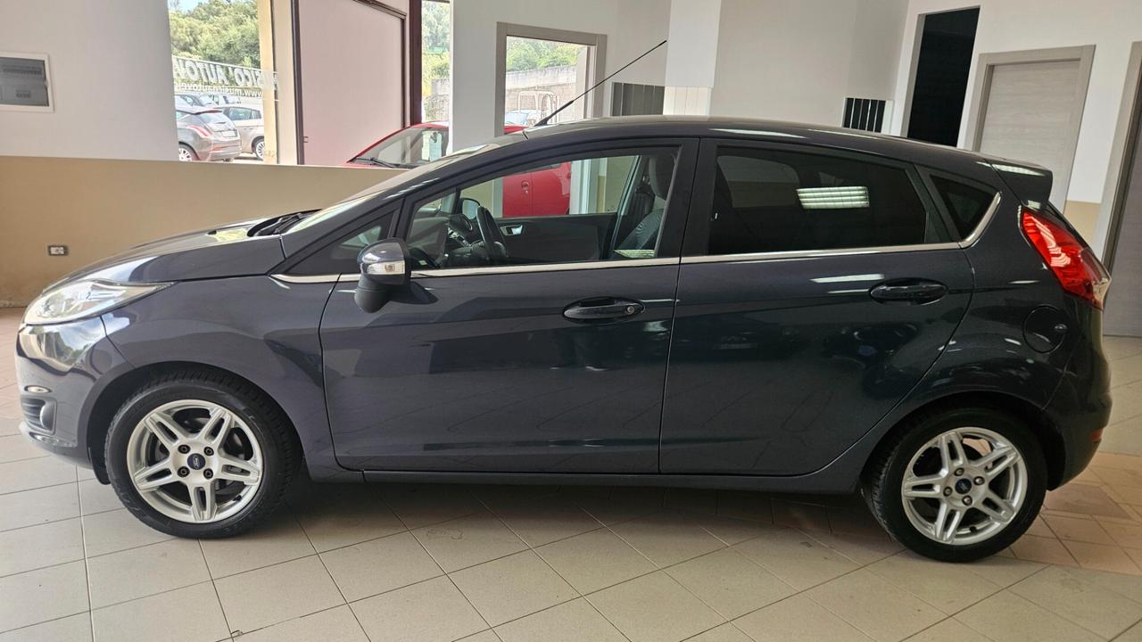 Ford Fiesta 1.5 TDCi 75CV 5 porte Titanium