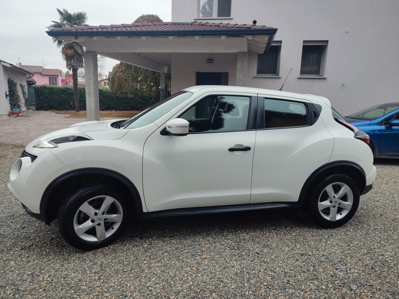 Nissan Juke 1.6 GPL Acenta