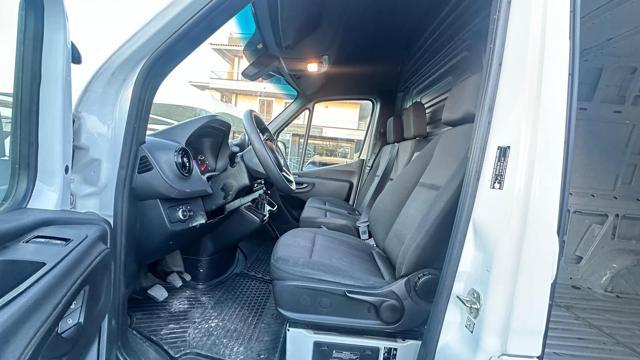 MERCEDES-BENZ Sprinter F37/35 311 CDI RWD TA Furgone