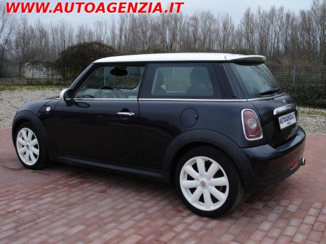 MINI Cooper 1.6 16V Cooper D int PELLE