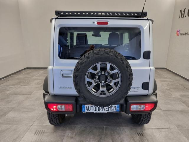 SUZUKI Jimny 1.5 5MT Top
