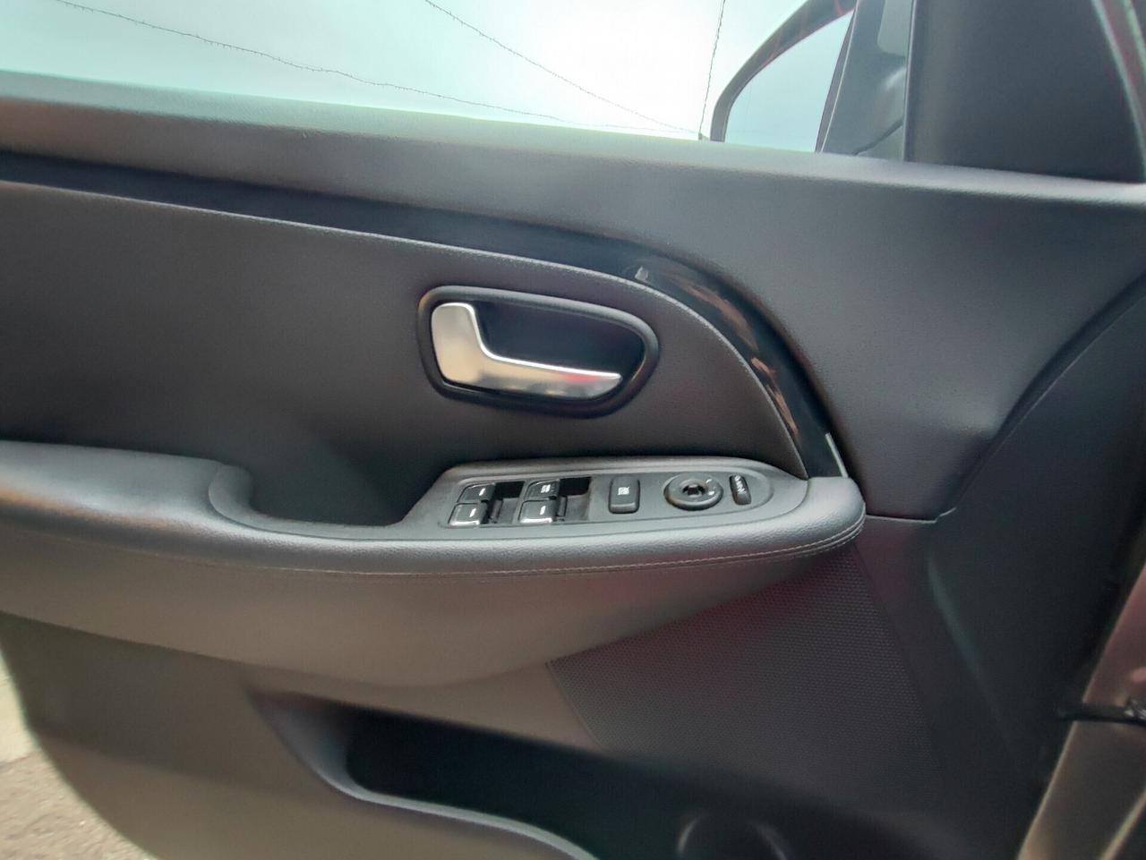 Kia Carens 1.7 CRDi 115 CV Class