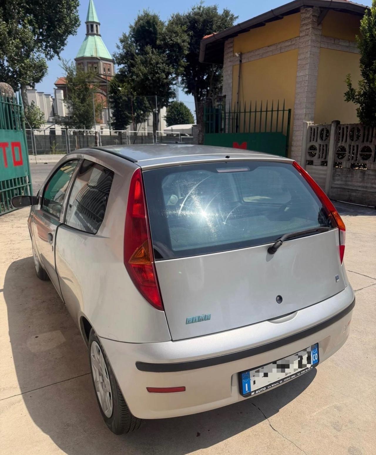 Fiat Punto 1.2 benzina 3 porte ok neopatentati