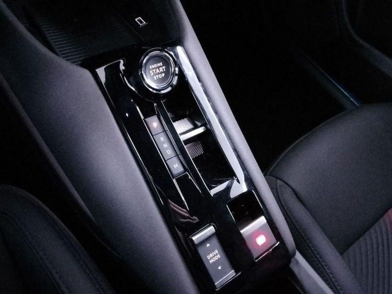 Alfa Romeo Junior 1.2 ibrida Speciale 145cv edct6