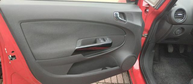 OPEL Corsa 1.2 5 porte Club