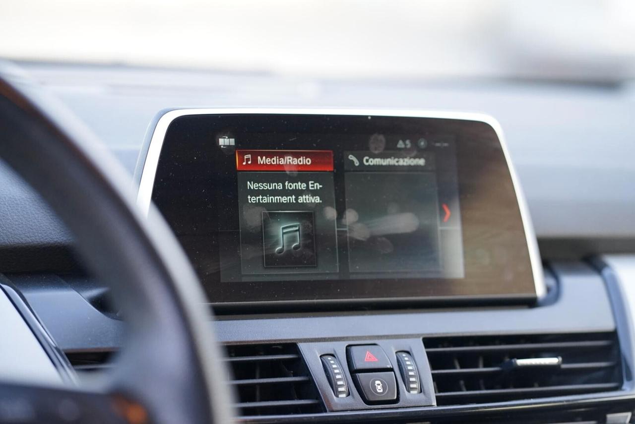 BMW 216 216d Active Tourer Luxury