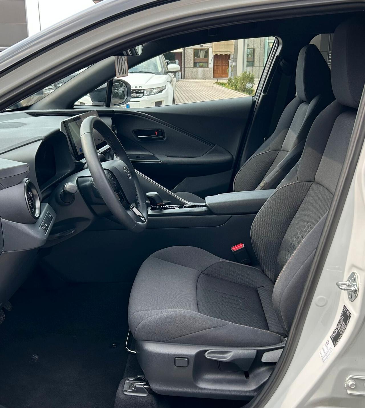 Toyota C-HR 1.8 HV Lounge