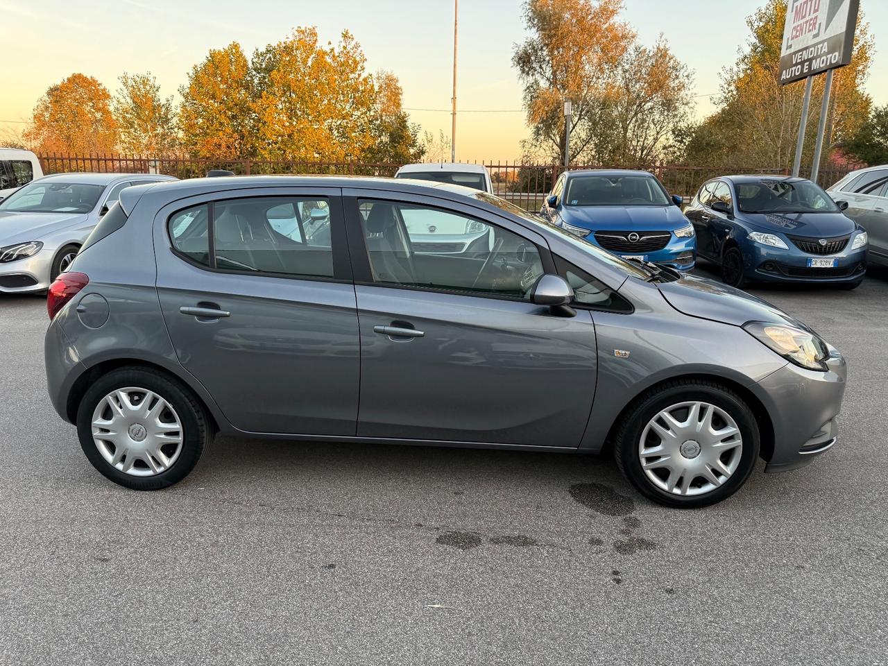 Opel Corsa 1.2 5 porte Innovation
