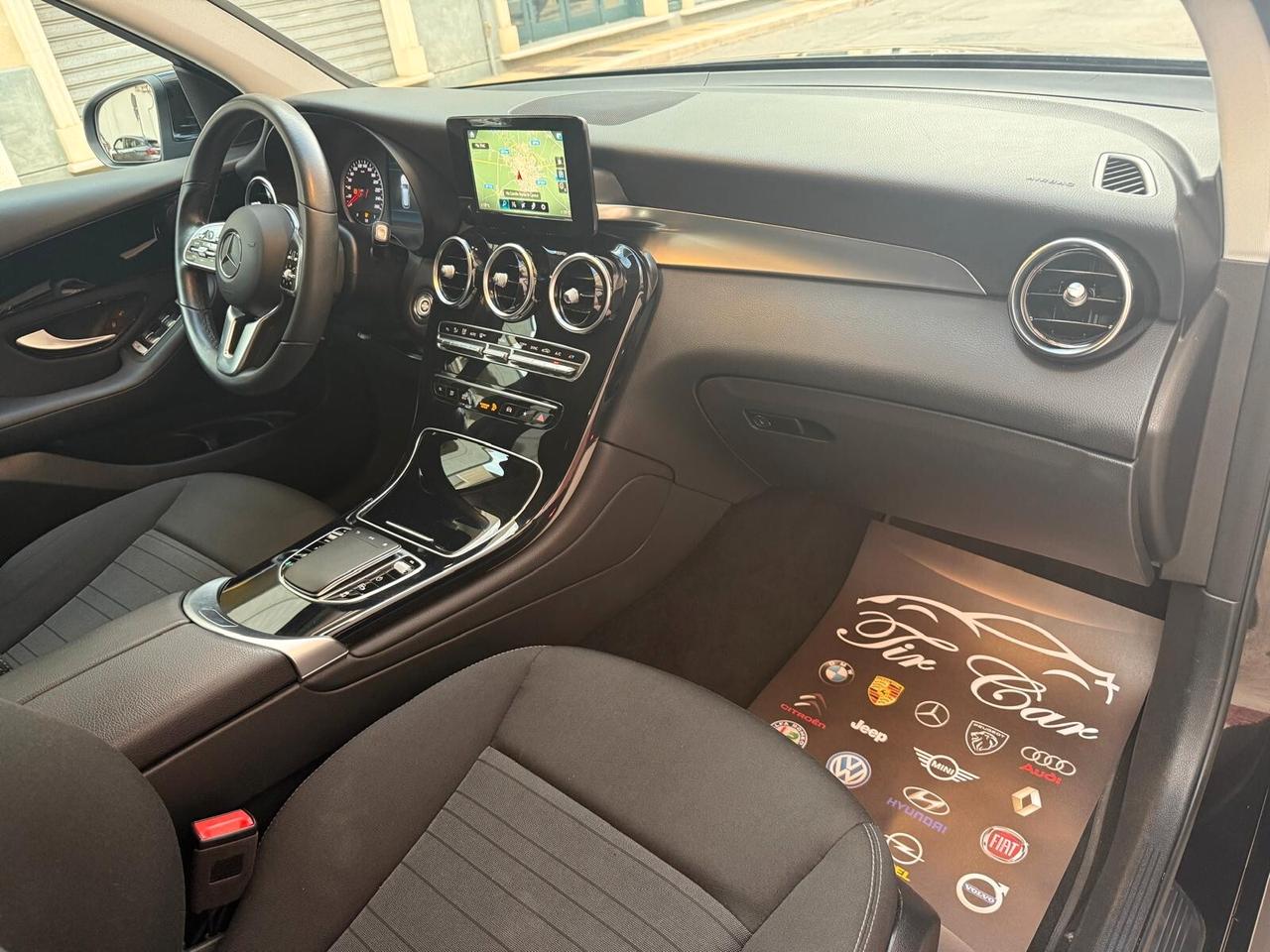 MERCEDES-BENZ GLC 220D COUPE' 4MATIC SPORT 2.0 194CV PELLE NAVI CAM ANNO 2022