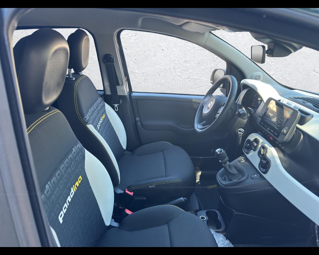 FIAT Pandina My26 1.0 65cv Hybrid Cross