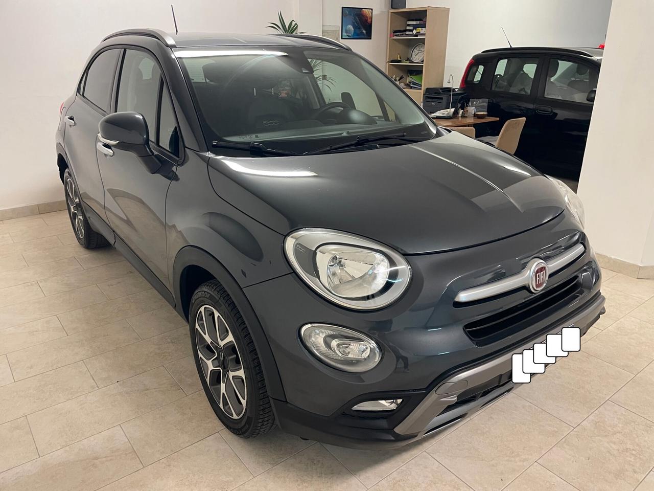 Fiat 500X 1.6 120 CV MJT Cross Plus DISTRIBUZIONE Full Neopatentati