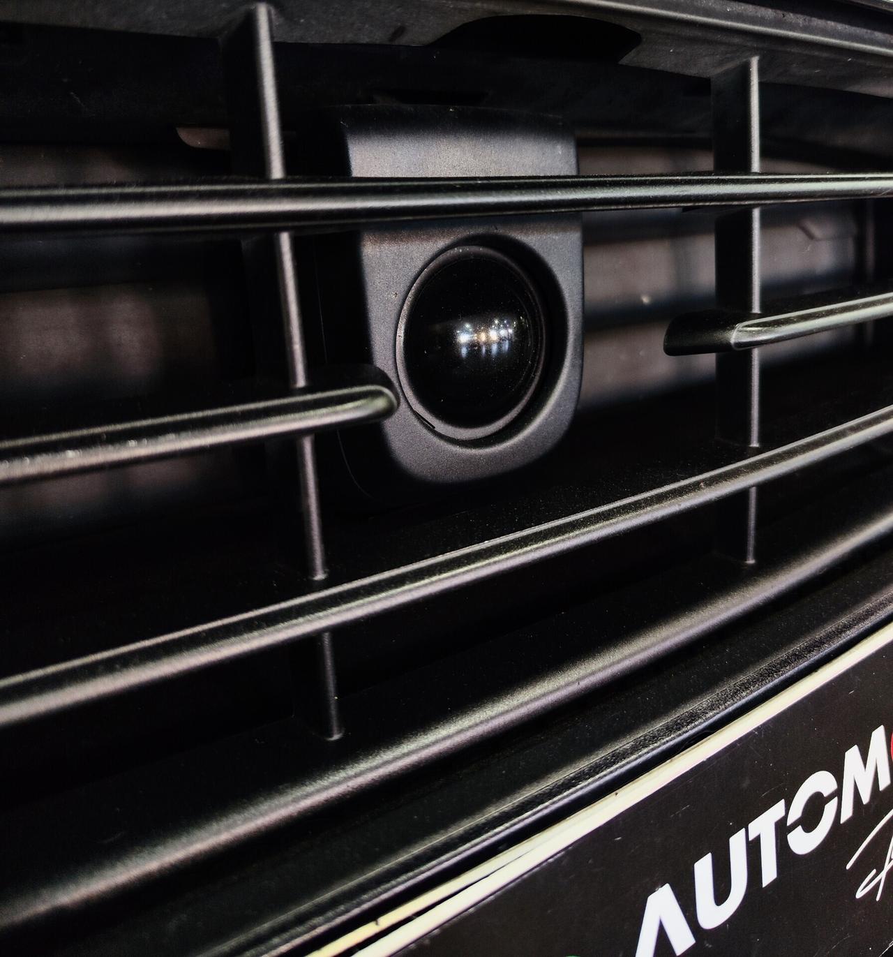 Porsche Macan 2.0 245cv Tetto Led