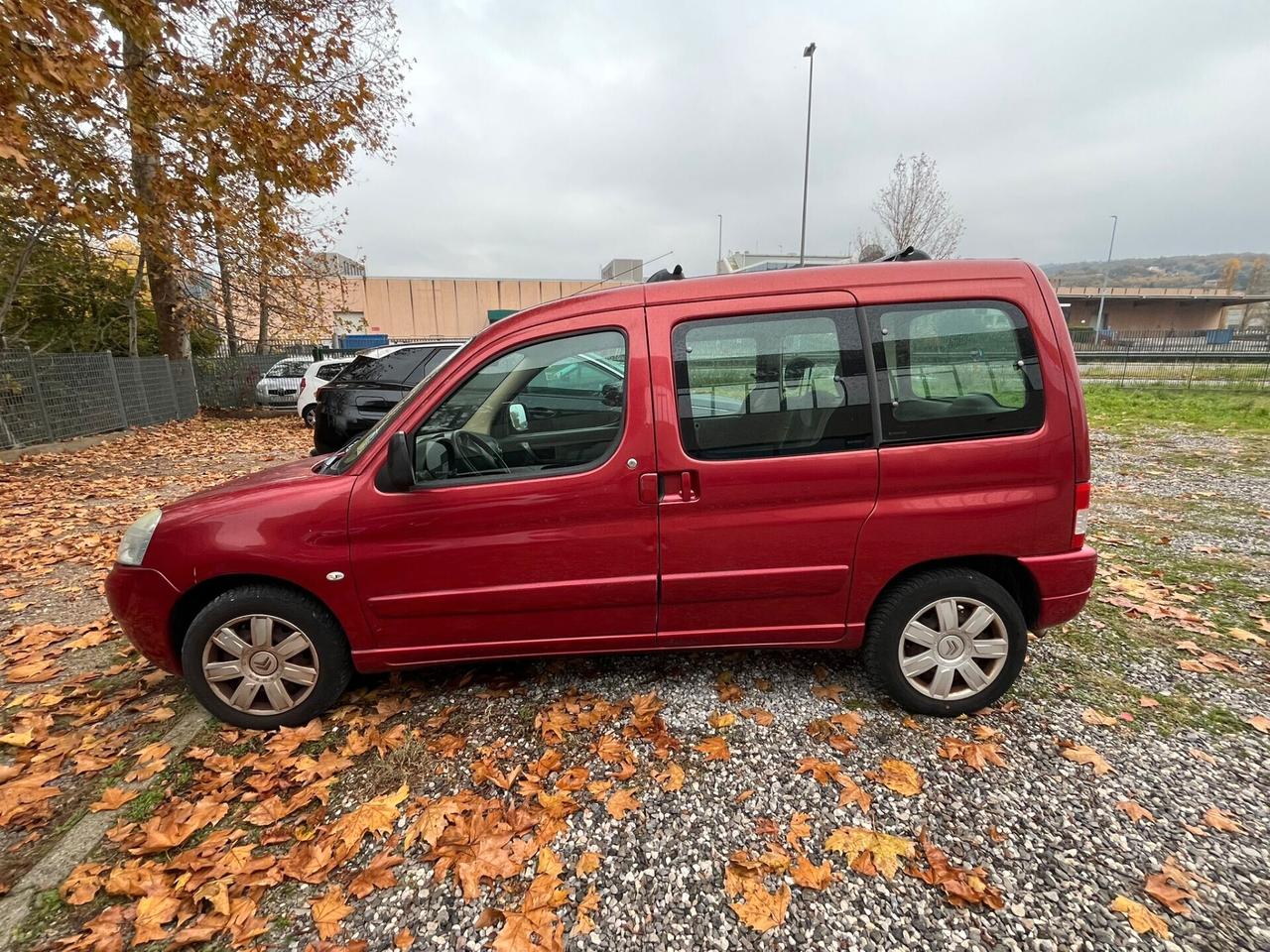 Citroen Berlingo 1.6 16V 5p. Agatha Ruiz de la Prada