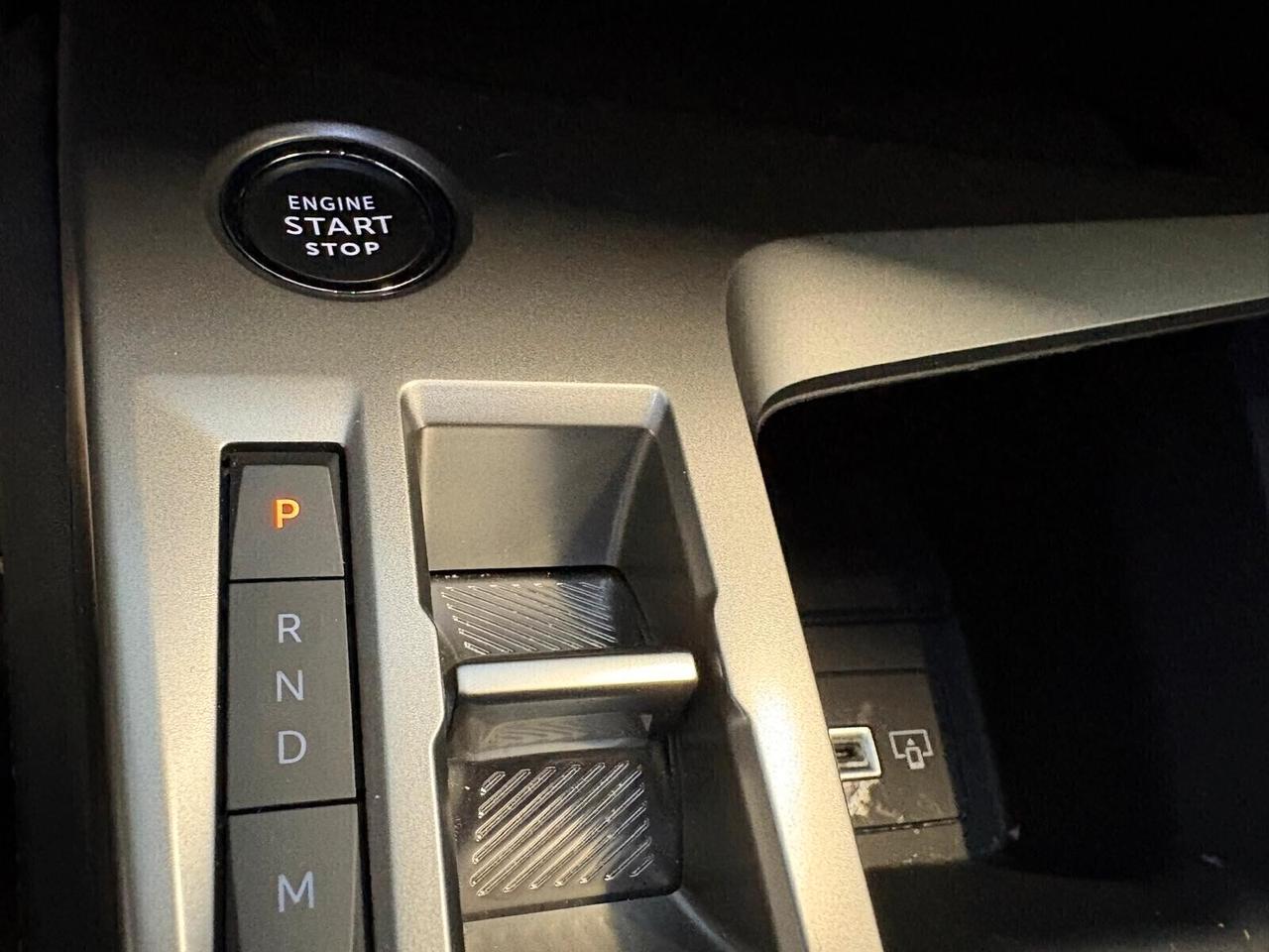 Peugeot 308 GT Hybrid 145 e-DCS6 SPOTICAR