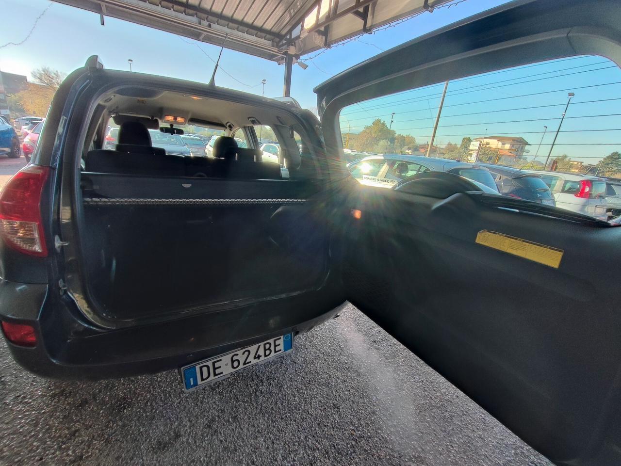 Toyota RAV 4 RAV4 2.2 D-4D 136 CV Luxury