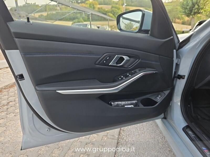 BMW Serie 3 G21 2022 Touring 320d Touring mhev 48V xdrive MSport auto