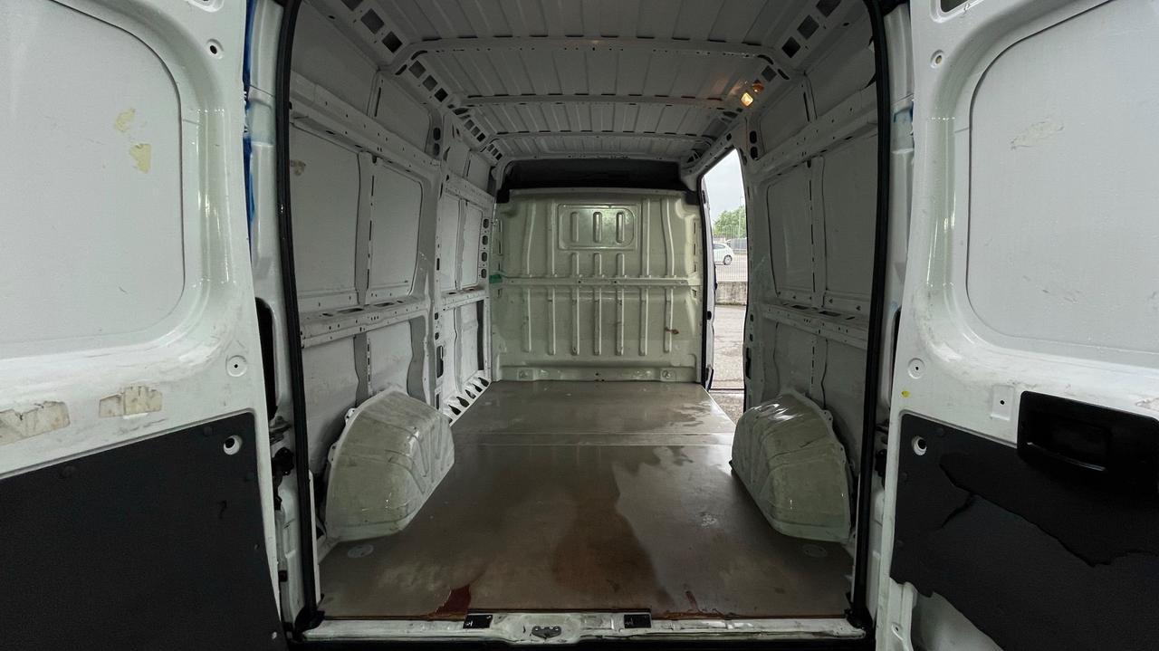 FIAT DUCATO 35 2.2 MJT PM-TM LAMIERATO 140CV - TELECAMERA POSTERIORE, CARPLAY, NEOPATENTATI