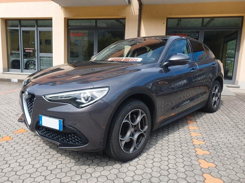 Alfa Romeo Stelvio 2.2 Turbodiesel 190 CV AT8 Q4 Executive Pompa olio nuova