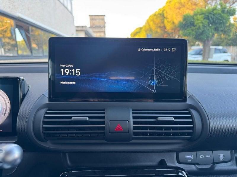 Hyundai Inster 49 kWh XTech + Login Pack - KmZero