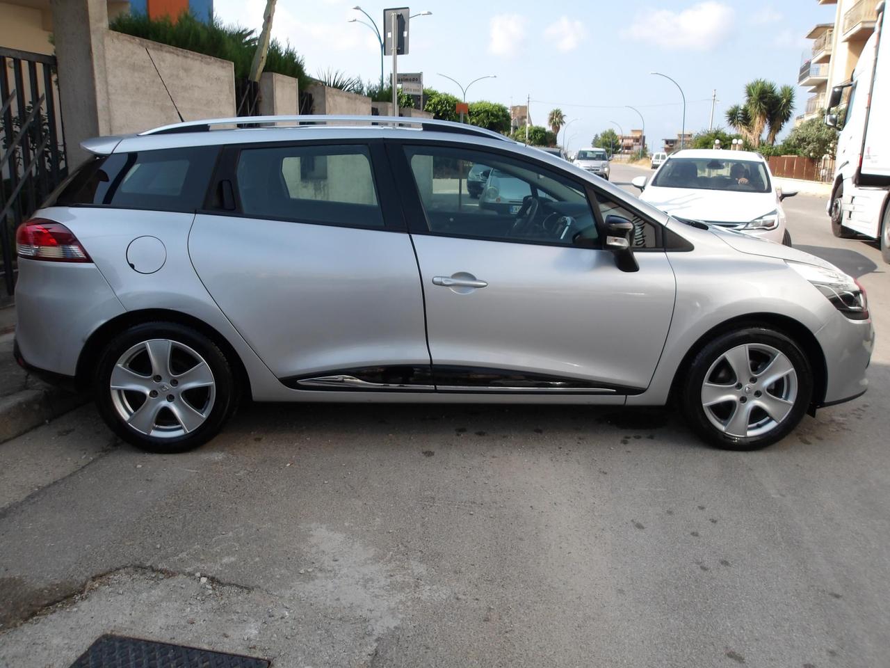 Renault Clio Sporter 1.5 dci Live 75cv
