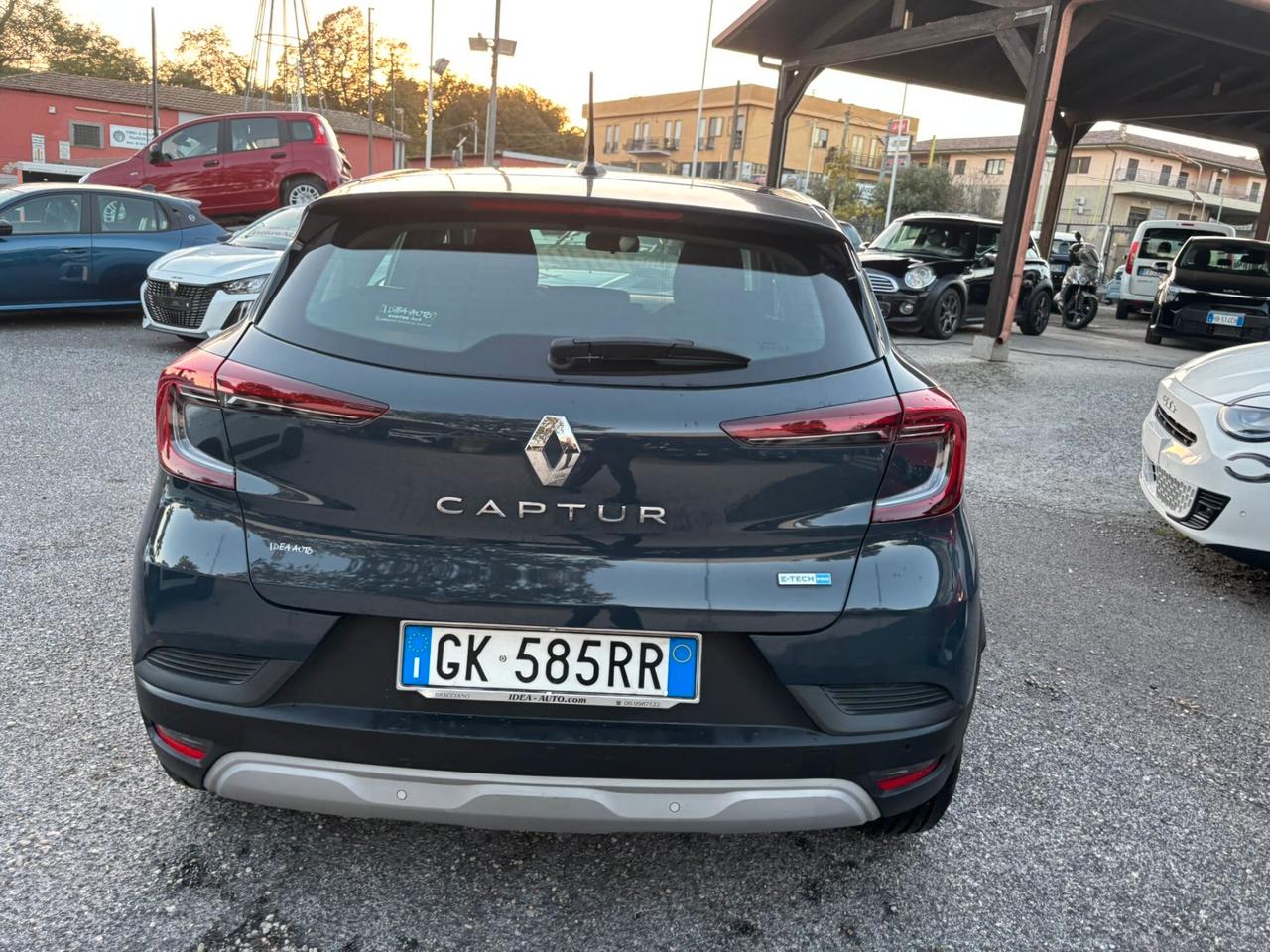 Renault Captur Full Hybrid E-Tech 145 CV Business