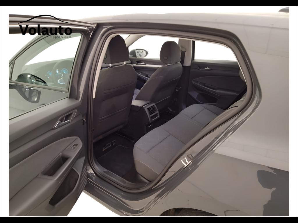 VOLKSWAGEN Golf VIII 2020 - Golf 1.0 etsi evo Life 110cv dsg