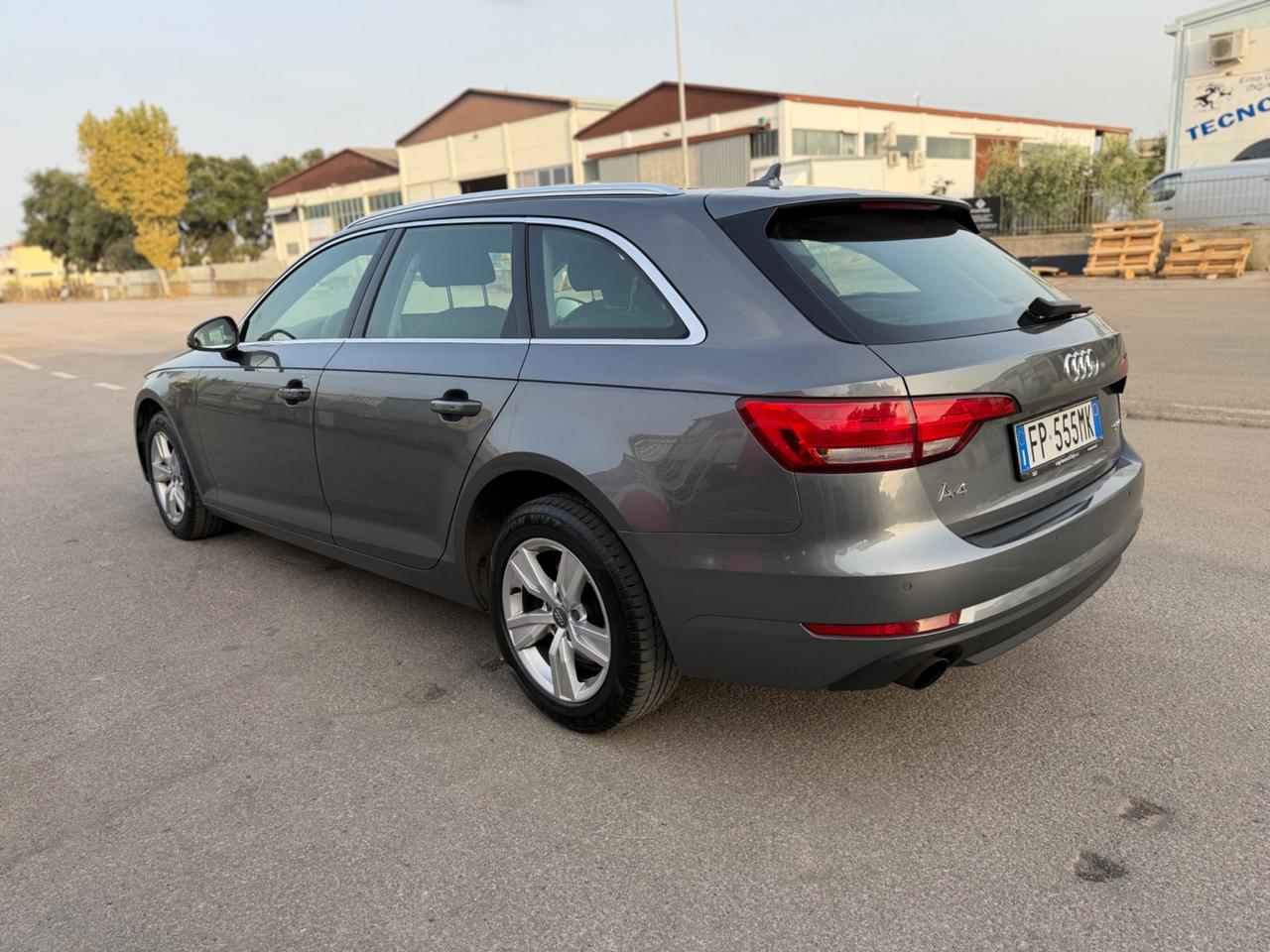 Audi A4 Avant 2.0 TFSI S tronic g-tron line edition