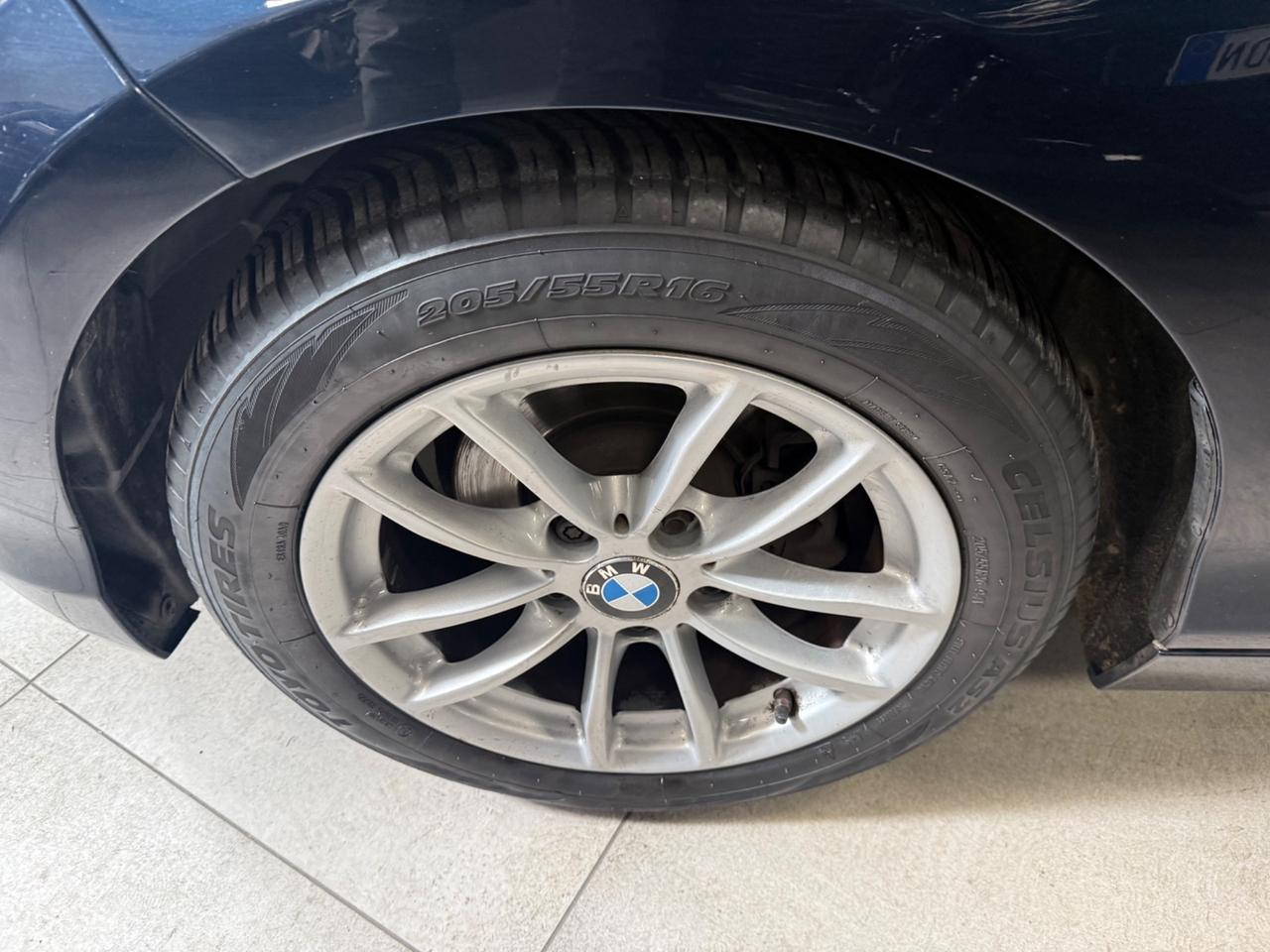 Bmw 116 116d 5p. Efficient Dynamics Sport 116CV