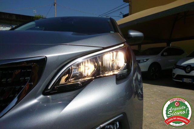 PEUGEOT 3008 BlueHDi 130 S&S Allure