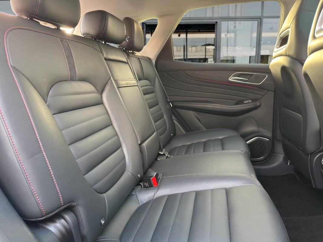 Mg HS 1.5 t Luxury AUTOMATICA e TETTO PANORAMICO