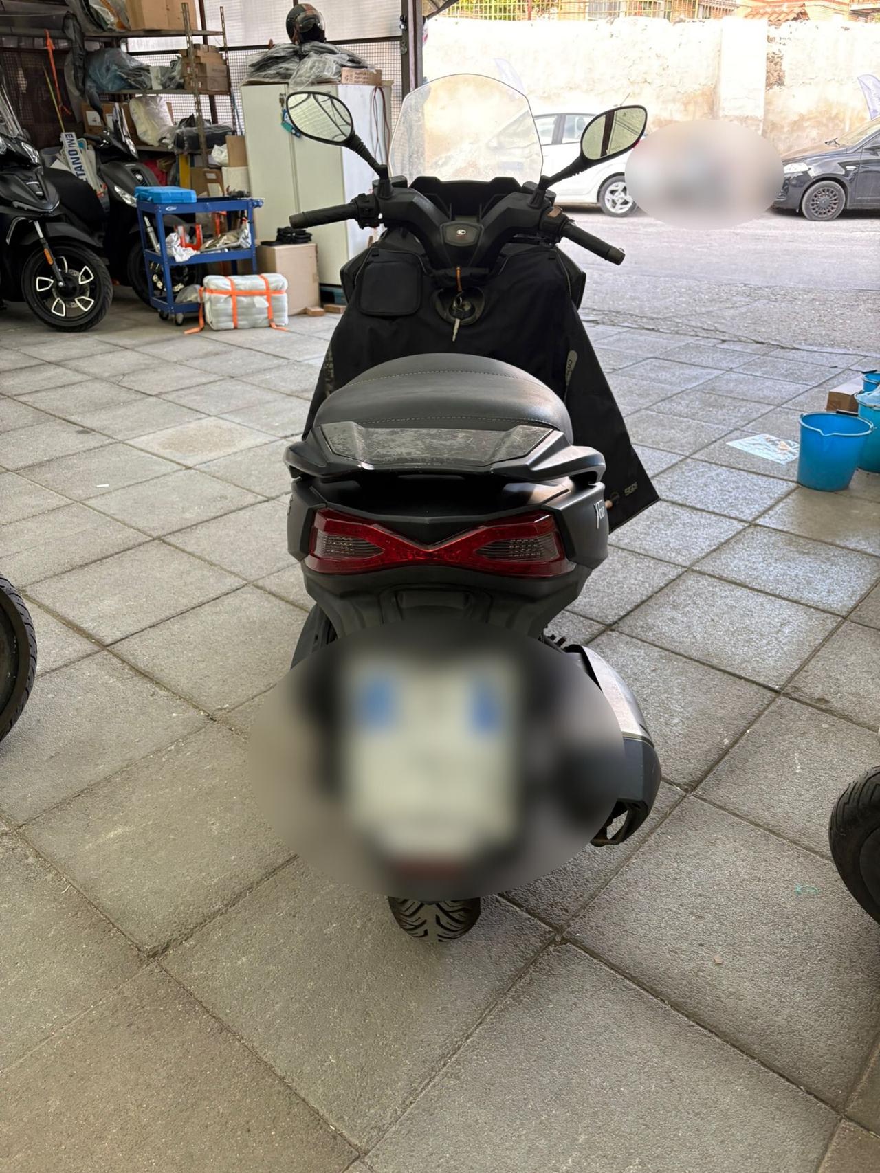 Kymco X-Town 300i del 2016 USATO