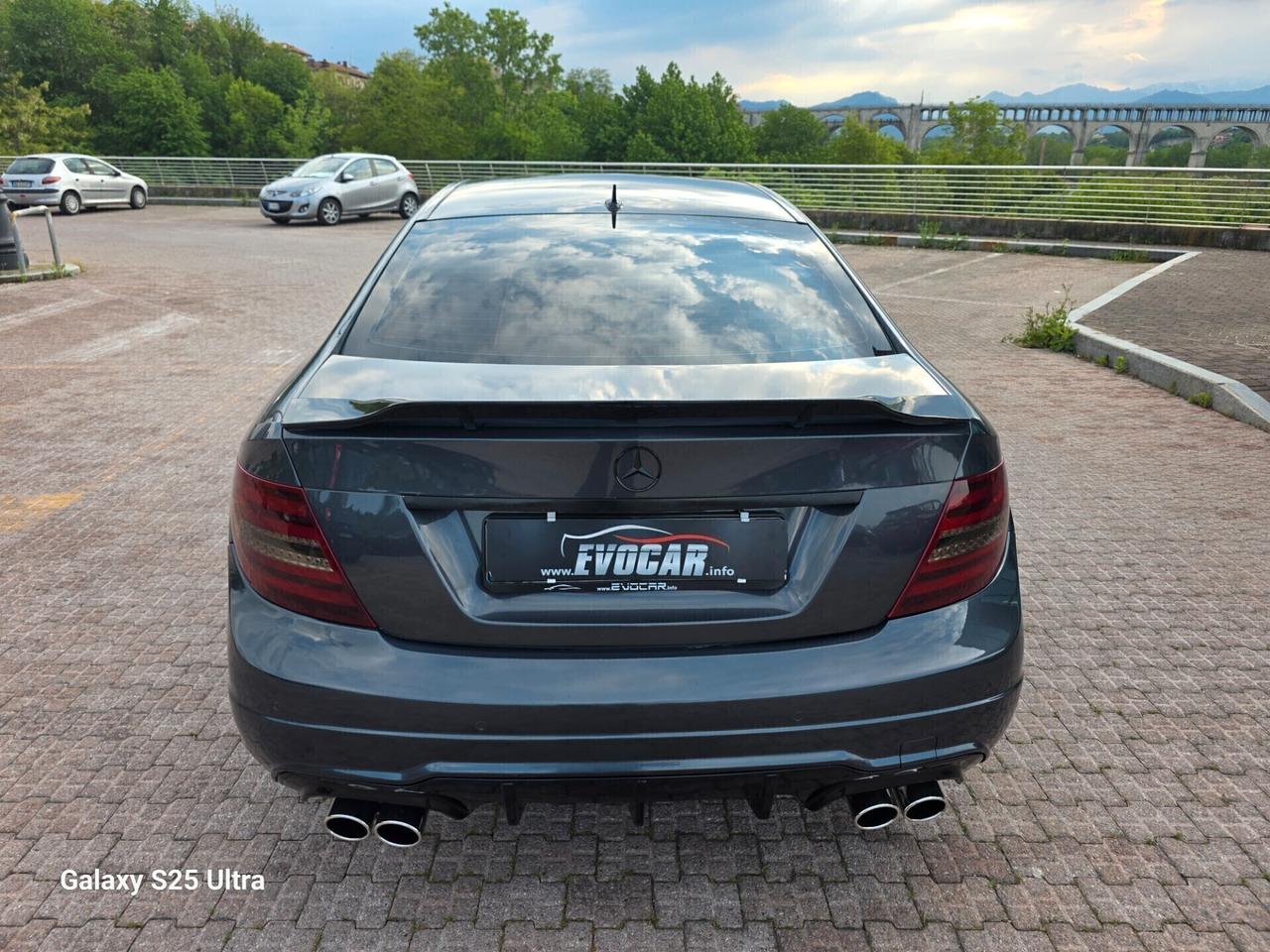 Mercedes C220 coupe AMG valutiamo usato /scambio
