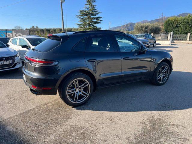 PORSCHE Macan 2.0