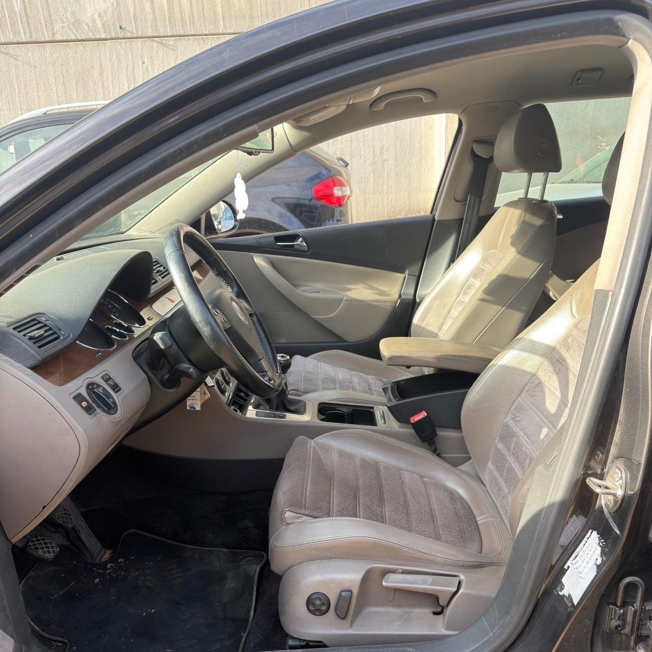 Volkswagen Passat 2.0 TDI DPF Var. Highline