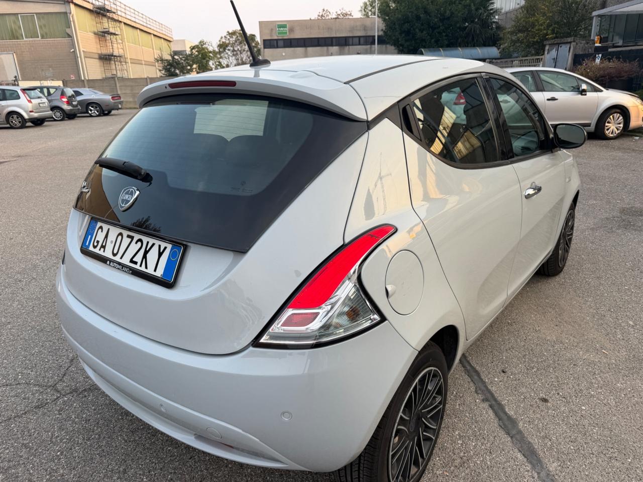 LANCIA YPSILON 1.2 BENZINA EURO6D-TEMP 104.000KM