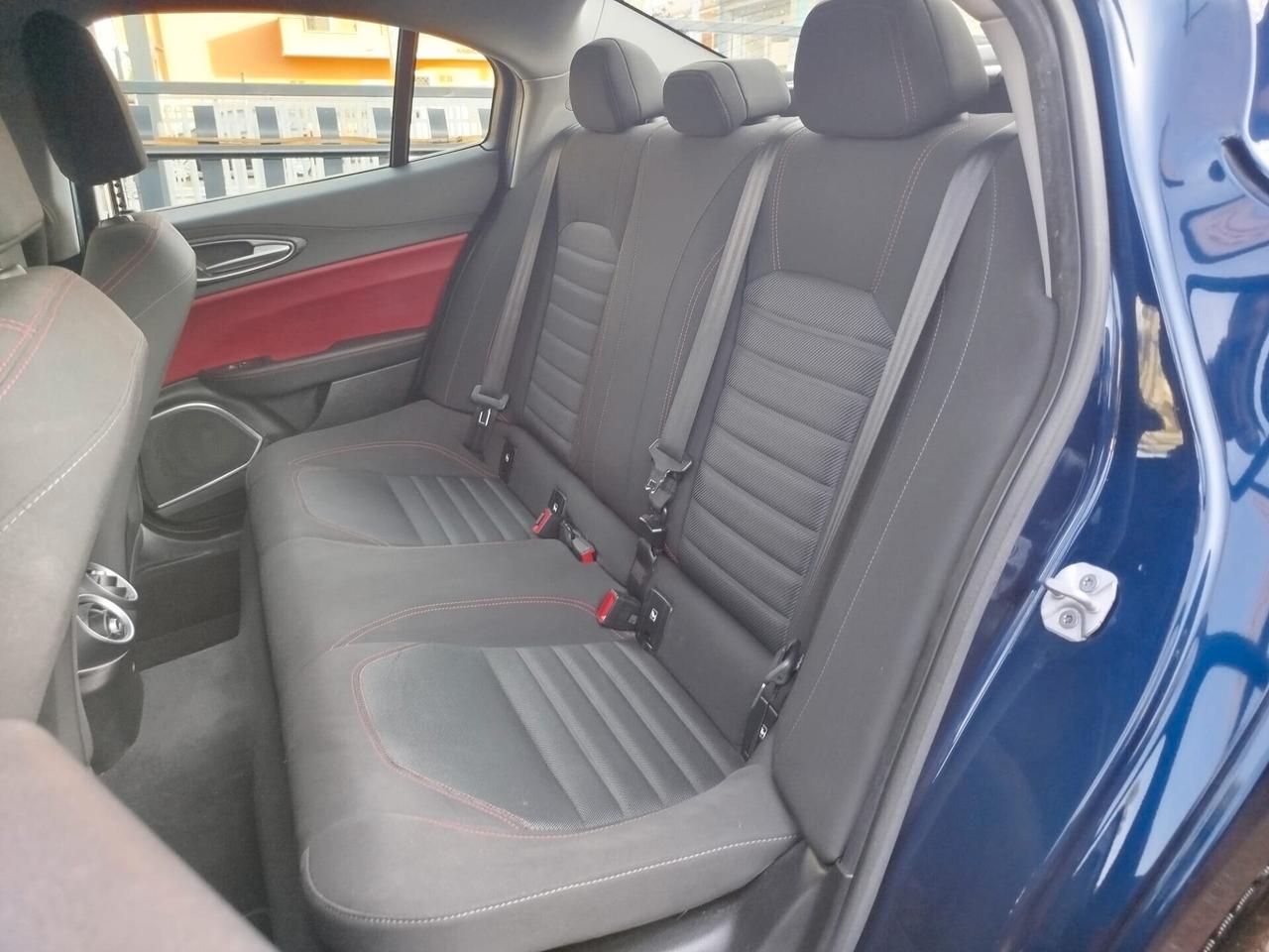 ALFA ROMEO GIULIA AT8 2.2 RESTYLING *PREZZO VERO* TAGLIANDO ALFA- KM CERTIFICATI