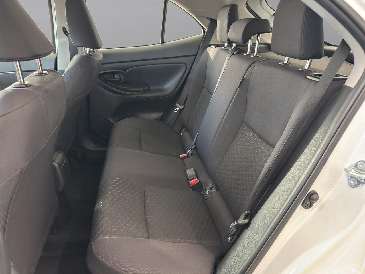 Toyota Yaris Cross 1.5h Active fwd 116cv e-cvt