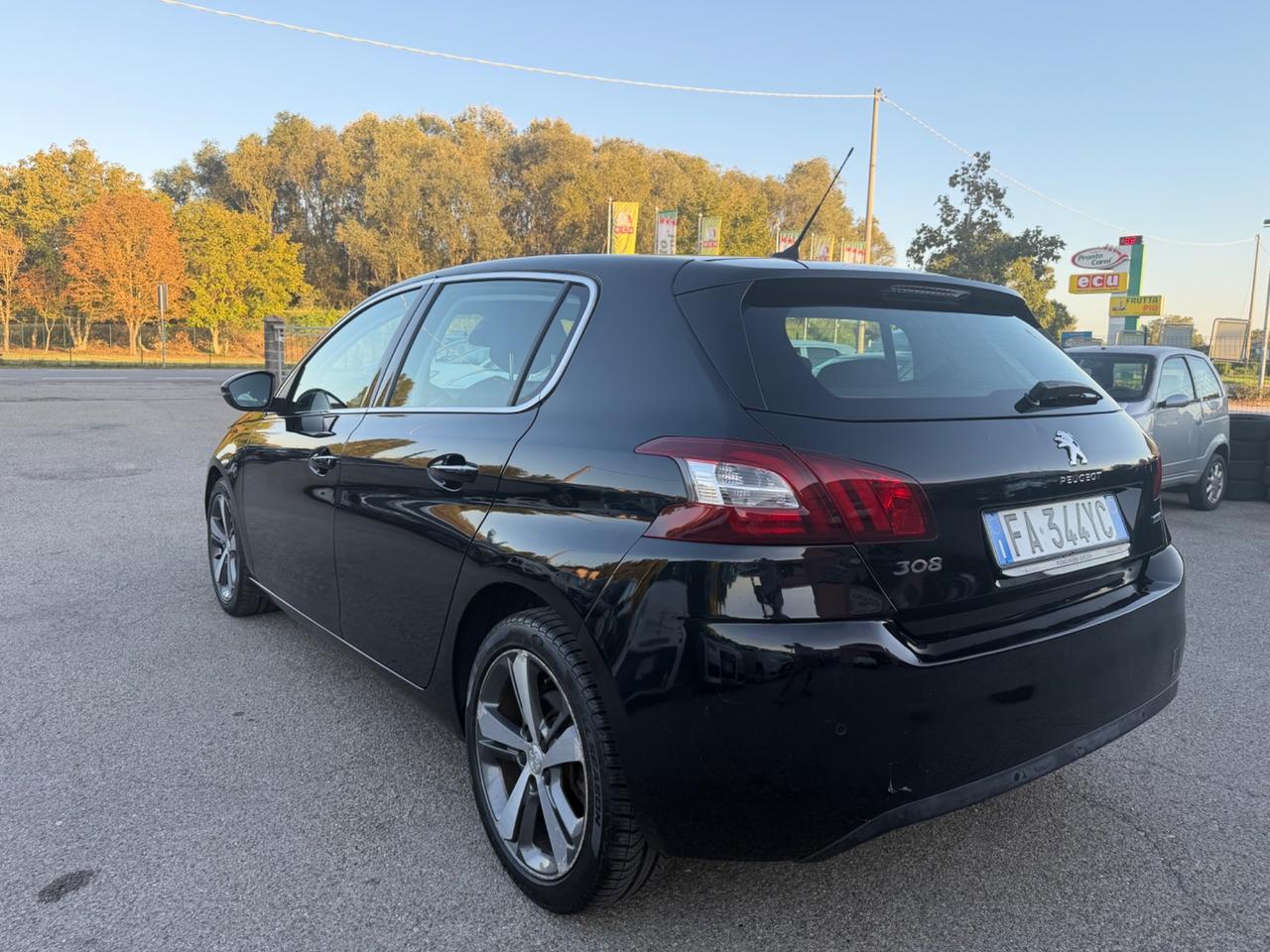 Peugeot 308 BlueHDi 120 S&S EAT6 GT Line
