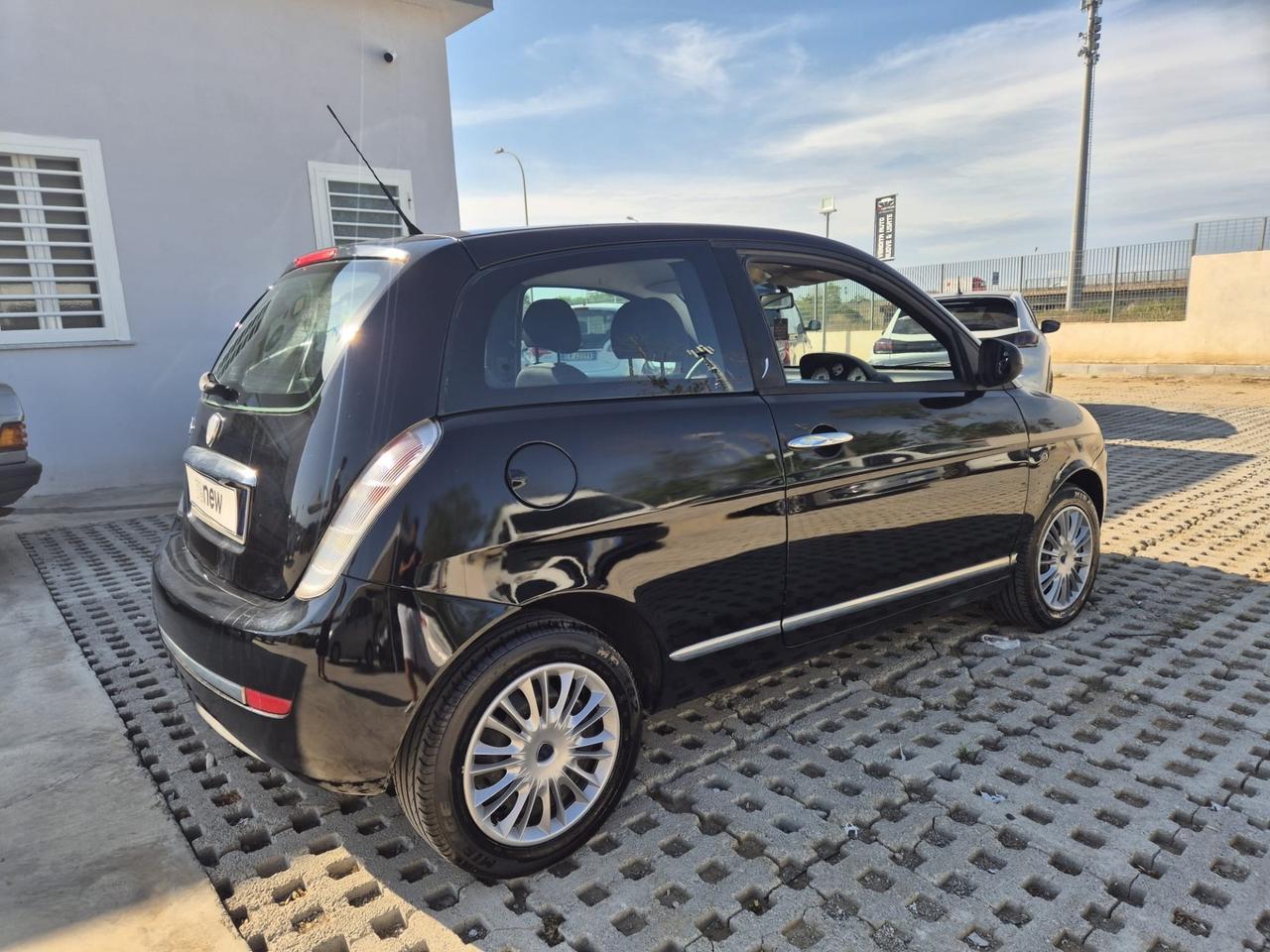 Lancia Ypsilon 1.2 Elle