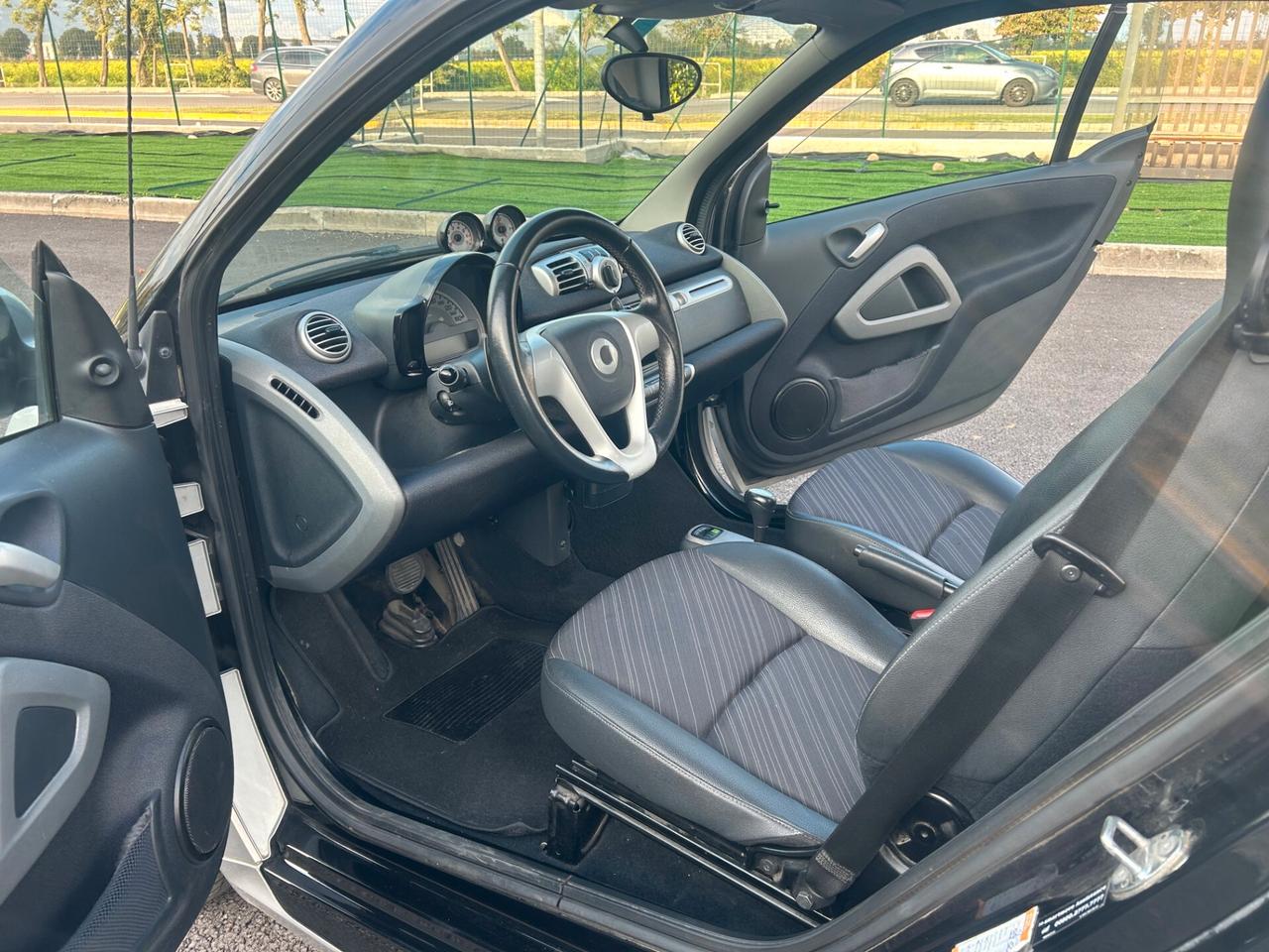Smart fortwo 1.0 MHD pulse cambio F1 con palette al volante