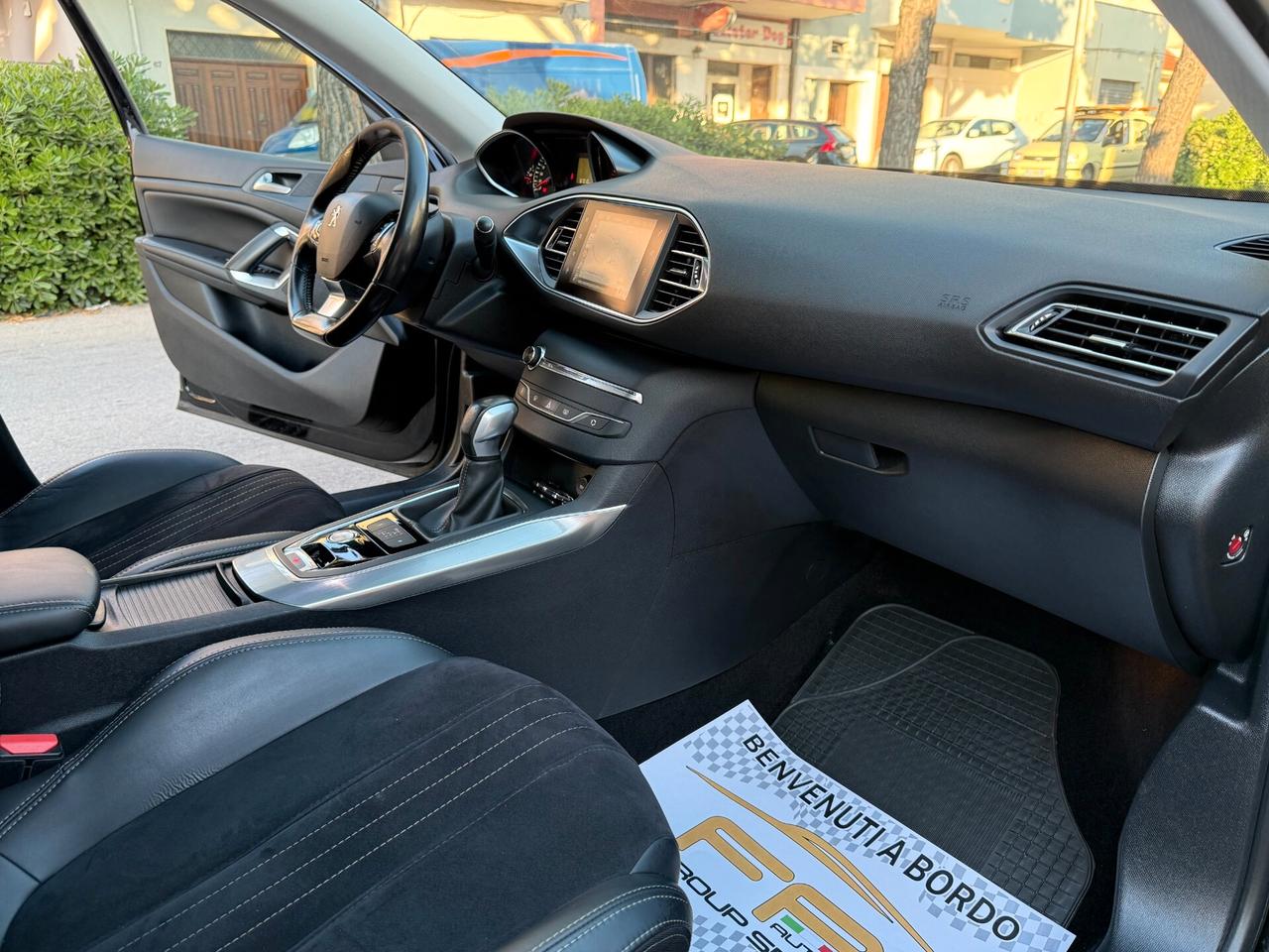 Peugeot 308 BlueHDi EAT6 Allure NAVI PELLE LED