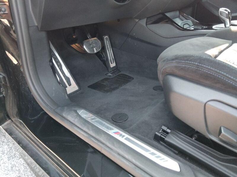 BMW Serie 1 F40 118d Msport