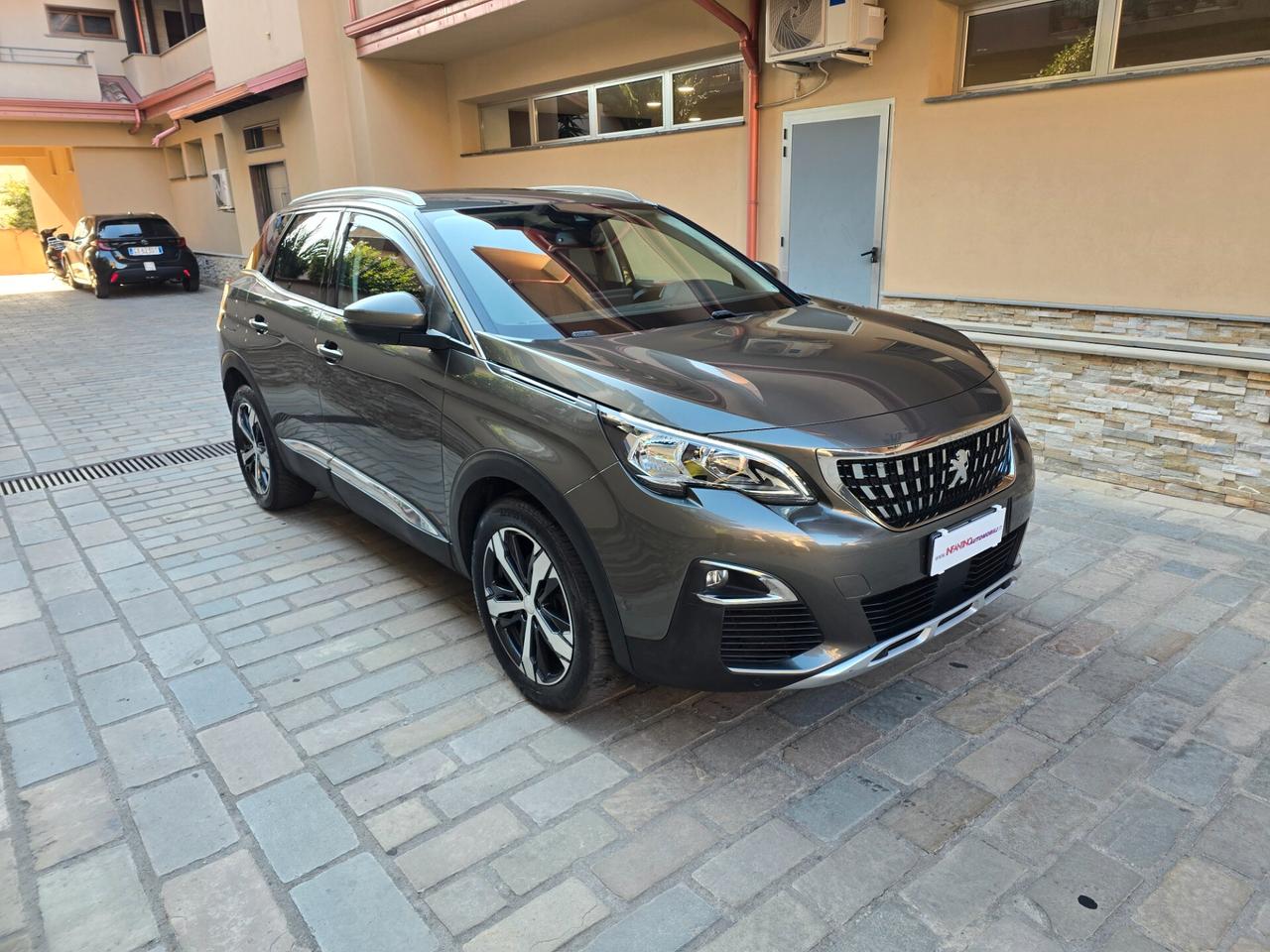 Peugeot 3008 BlueHDi 130 S&S EAT8 Allure