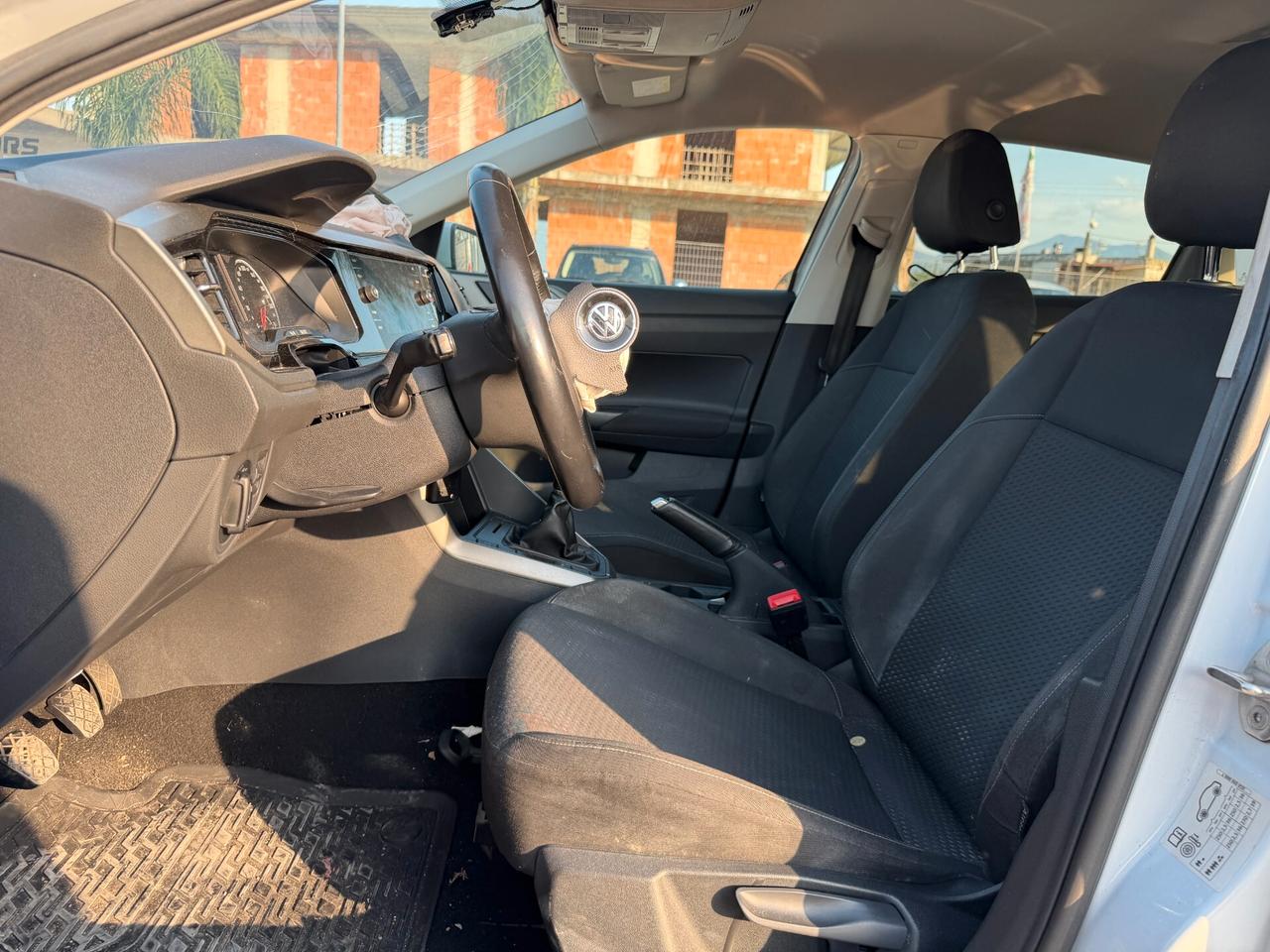 VOLKSWAGEN POLO R-LINE 2020 1.0 TGI 90 CV *SINISTRATA