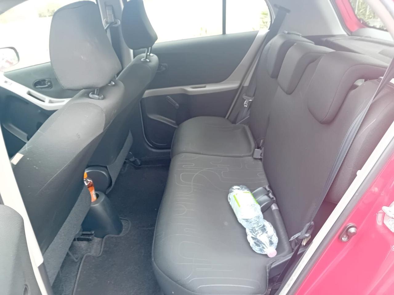 Toyota Yaris 1.0 5 porte Sol OK NEOPATENTATI