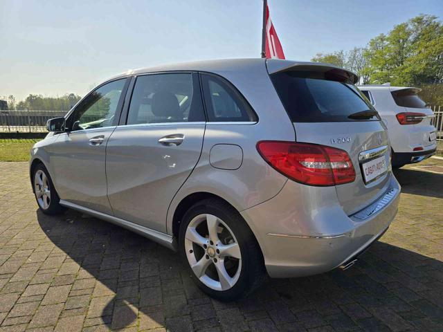 MERCEDES-BENZ B 200 Premium